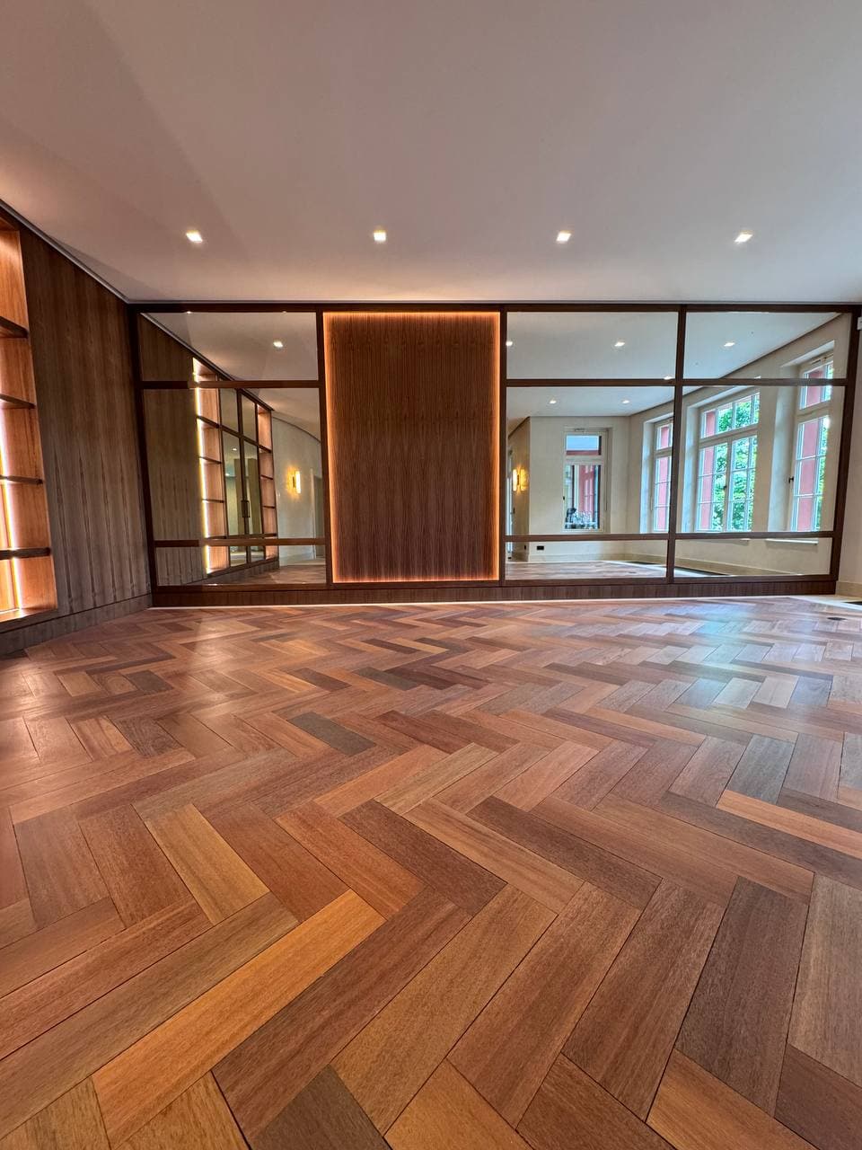 Parkett & Bodenarbeiten Berlin